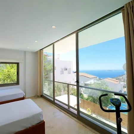 Holiday home Centraly Located In With Private Pool And Seaview