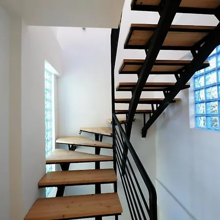 Centraly Located In With Private Pool And Seaview Καλκάν